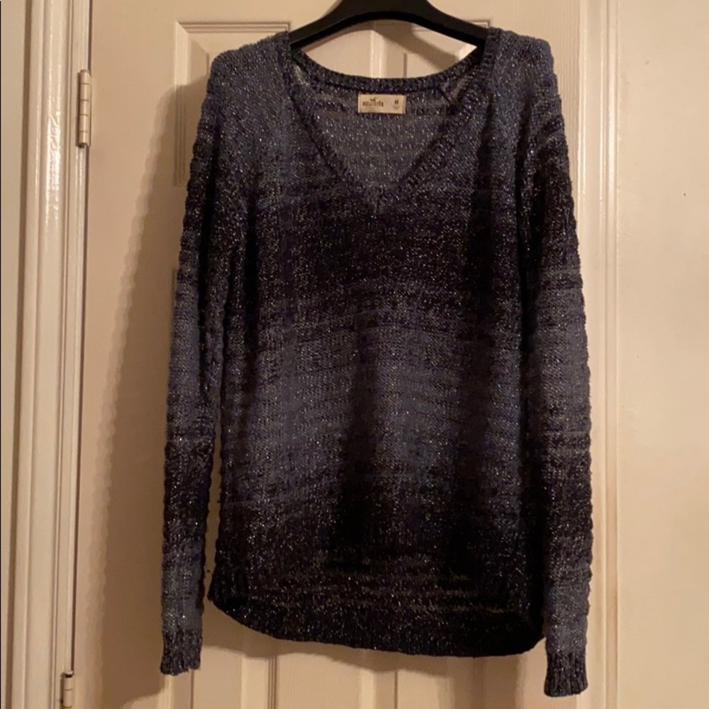 Hollister V-neck sweater size M